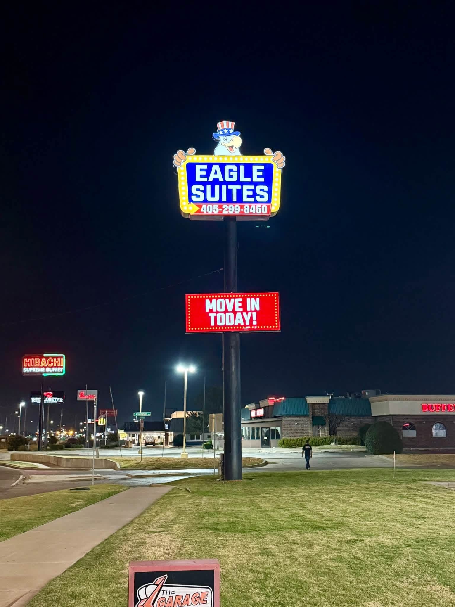 Eagle Suites Oklahoma — Night